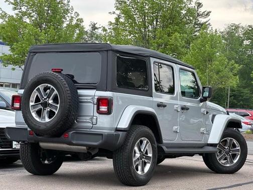 2022 Jeep Wrangler Unlimited Sahara