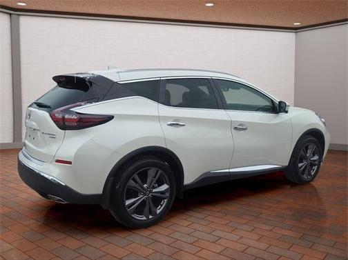 2023 Nissan Murano Platinum