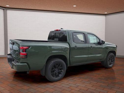 Green 2026 Nissan Frontier SV