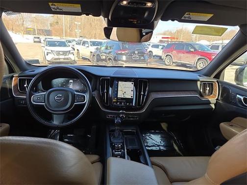 2019 Volvo XC60 T5 Momentum