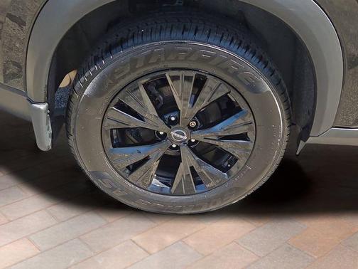 Black 2023 Nissan Rogue SV