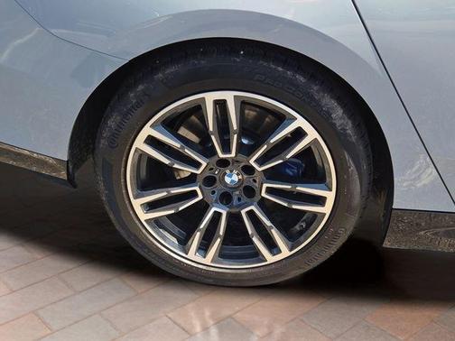 Gray Metallic 2026 BMW 530 i xDrive