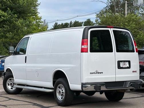 2023 GMC Savana 2500 Work Van