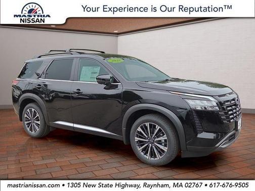 Super Black 2026 Nissan Pathfinder Platinum