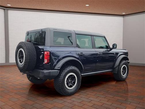 2021 Ford Bronco Base