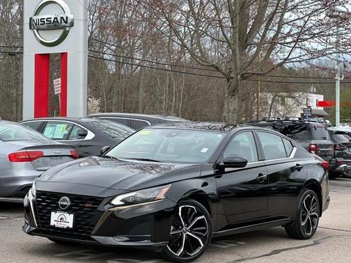 2023 Nissan Altima 2.5 SR