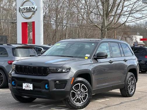 2024 Jeep Grand Cherokee 4xe Trailhawk