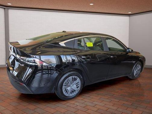 Black 2026 Nissan Sentra SV
