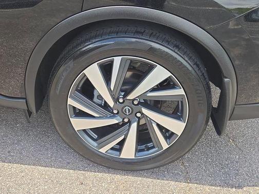 Black 2023 Nissan Murano SL