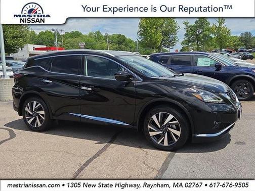 Black 2023 Nissan Murano SL