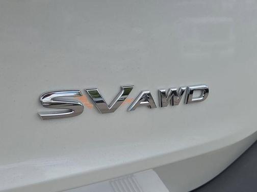 White 2023 Nissan Rogue SV