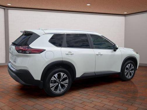 White 2023 Nissan Rogue SV