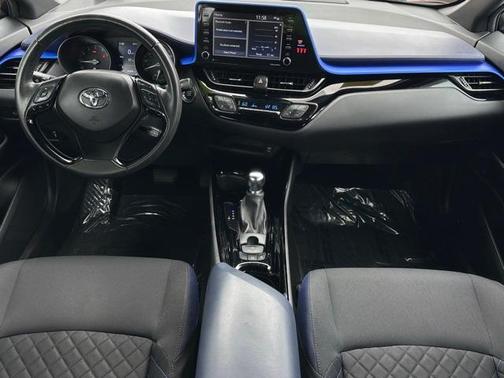 2021 Toyota C-HR XLE