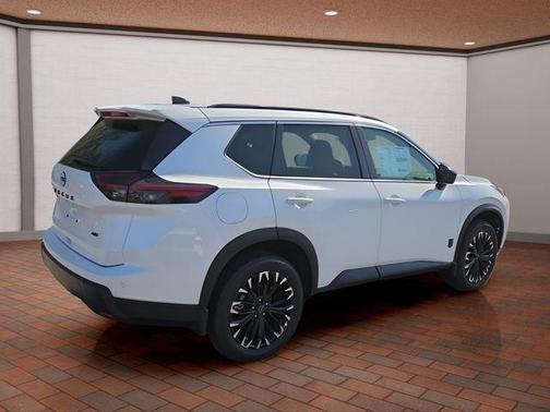 Everest White P 2026 Nissan Rogue Dark Armor
