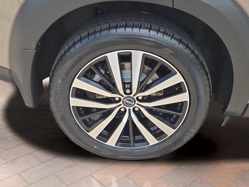 Baja Storm 2023 Nissan Pathfinder Platinum