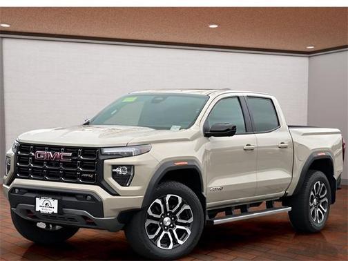 2023 GMC Canyon AT4