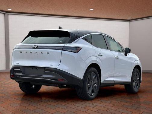 White / Black 2025 Nissan Murano SL