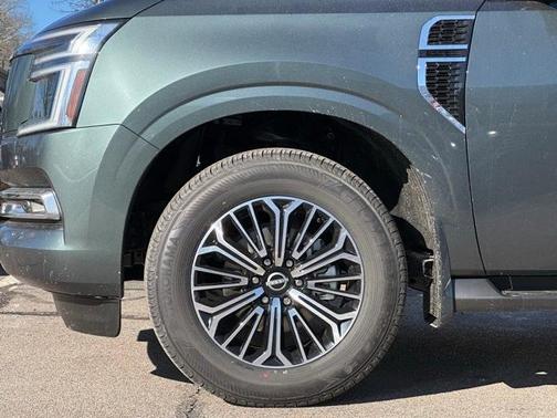 2025 Nissan Armada SL