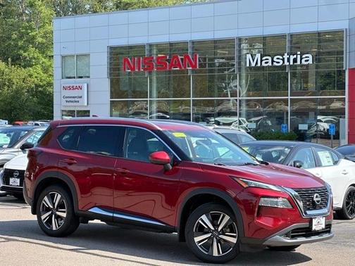 2022 Nissan Rogue SL