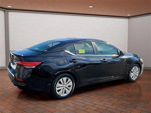 2022 Nissan Sentra S