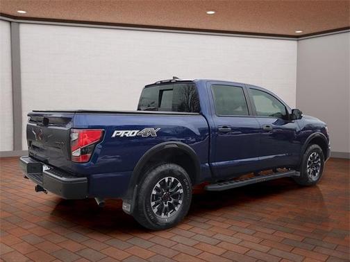 2024 Nissan Titan PRO-4X
