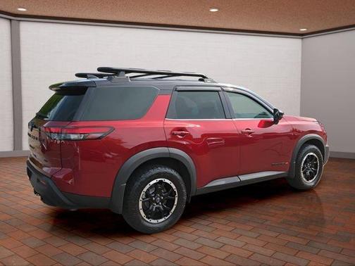 2 Tone Red / Black Roof 2023 Nissan Pathfinder Rock Creek