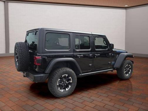 Black Clearcoat 2024 Jeep Wrangler 4xe Rubicon