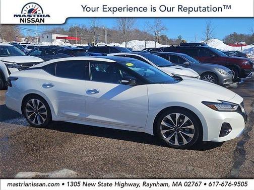 2023 Nissan Maxima Platinum