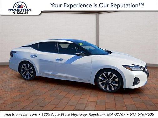2023 Nissan Maxima Platinum