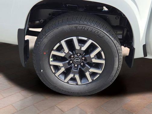 Glacier White 2026 Nissan Frontier SV