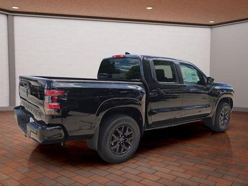 Super Black 2026 Nissan Frontier SV