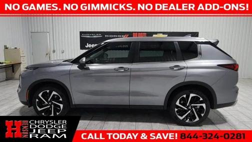 2023 Mitsubishi Outlander SE Special Edition