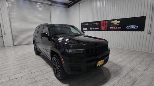 2025 Jeep Grand Cherokee L Laredo