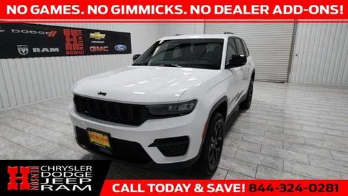 2025 Jeep Grand Cherokee Laredo