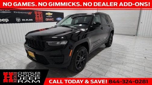 2025 Jeep Grand Cherokee Laredo