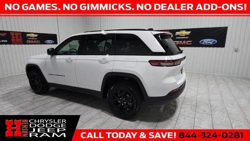 2025 Jeep Grand Cherokee Laredo
