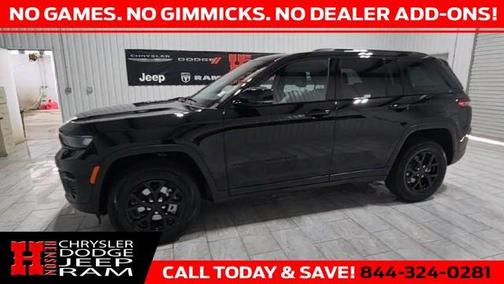 2025 Jeep Grand Cherokee Laredo