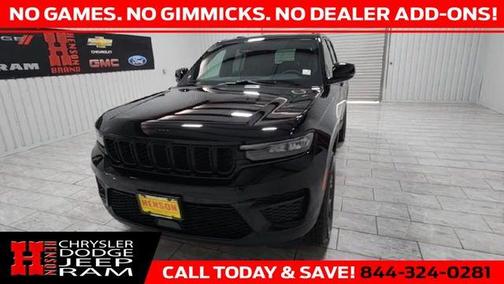 2025 Jeep Grand Cherokee Laredo