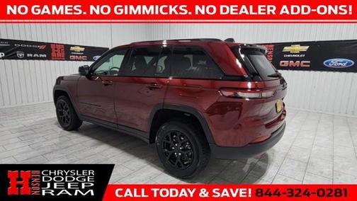 2025 Jeep Grand Cherokee Laredo