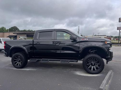 Black 2019 Chevrolet Silverado 1500 RST