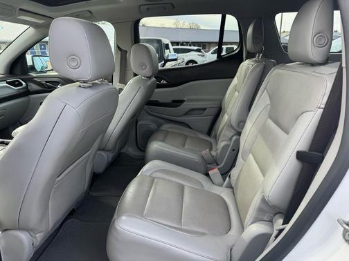 2017 GMC Acadia SLT-2