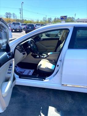 2015 Kia Cadenza Premium