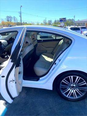 2015 Kia Cadenza Premium