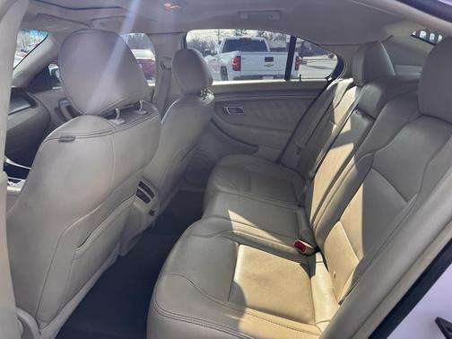 2013 Ford Taurus SEL FWD