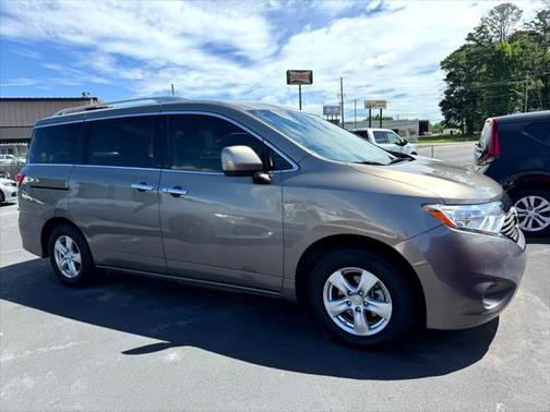 2017 Nissan Quest SV