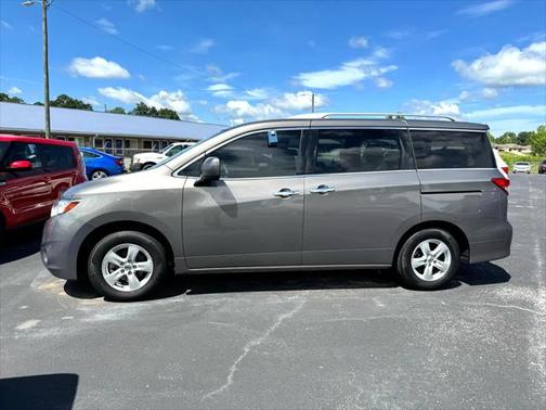 2017 Nissan Quest SV