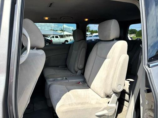 2017 Nissan Quest SV