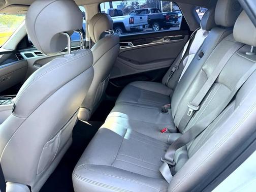 2015 Hyundai Genesis 3.8