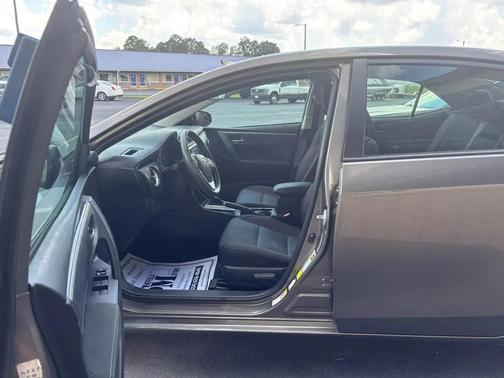 Gray 2018 Toyota Corolla L