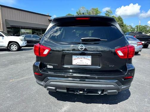 2020 Nissan Pathfinder SV